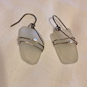 Handmade sea glass and wire w opal bead